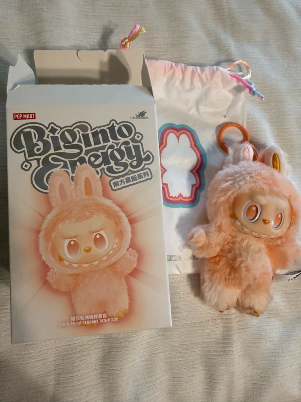 POP MART Monsters Big Into Energy Series Labubu HAPPINESS Figure Open Box - Picture 2 of 4